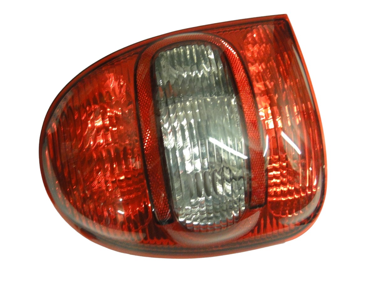 FARO TRASERO IZQUIERDO CHEVROLET CORSA 3 PUERTAS 2000/2009