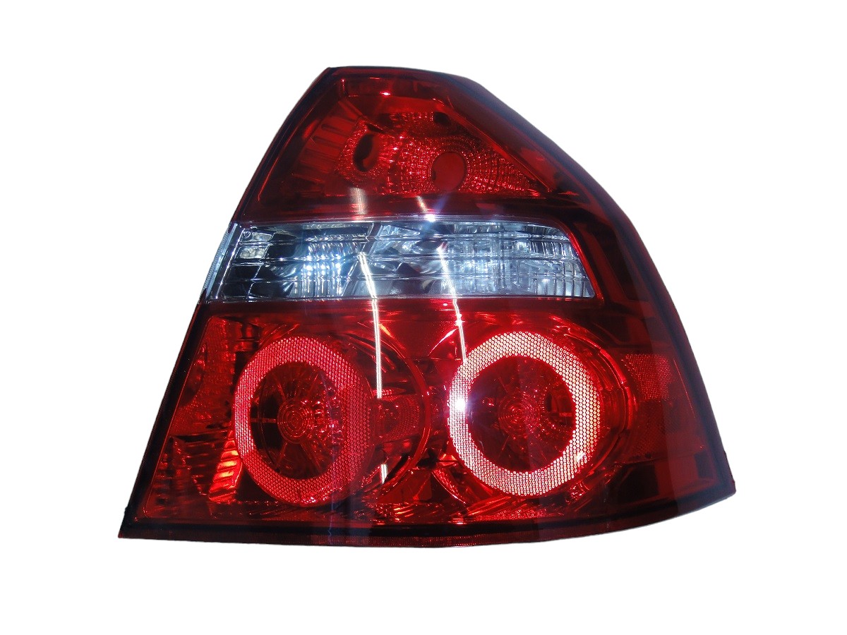 FARO TRASERO DERECHO CHEVROLET AVEO (CHINO)
